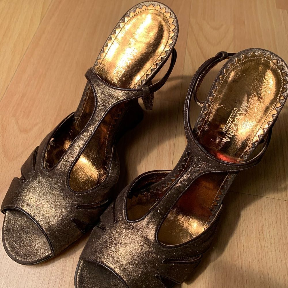 Max Azria Heels - Picture 1 of 8